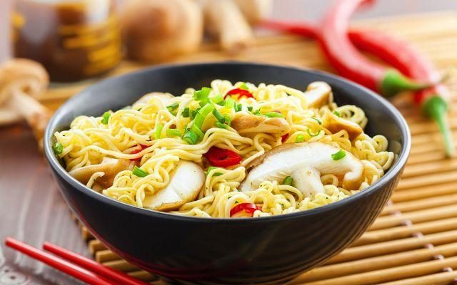 很多女性超愛吃這些食物中食品添加劑超多，醫(yī)生從不讓家屬吃